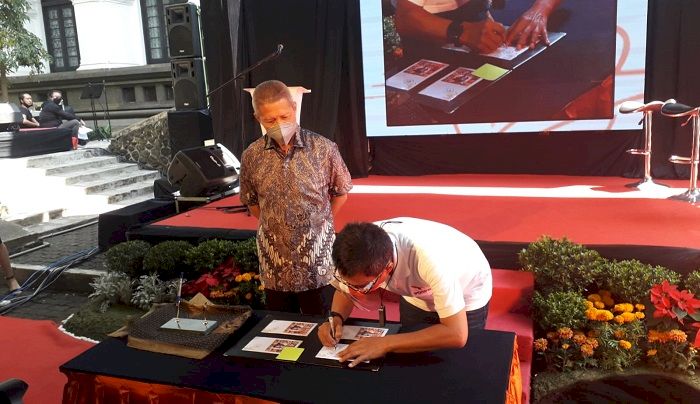 HUT ke-275, Pos Indonesia Luncurkan New Platform Digital Kurir dan Layanan Keuangan